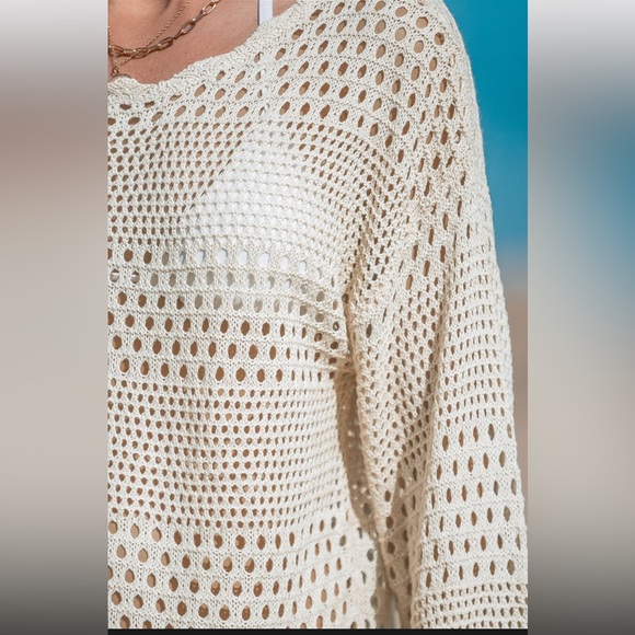 Seaside Whispers Crocheted Cover-Up with delicate crochet detailing. NWT - Picture 3 of 7